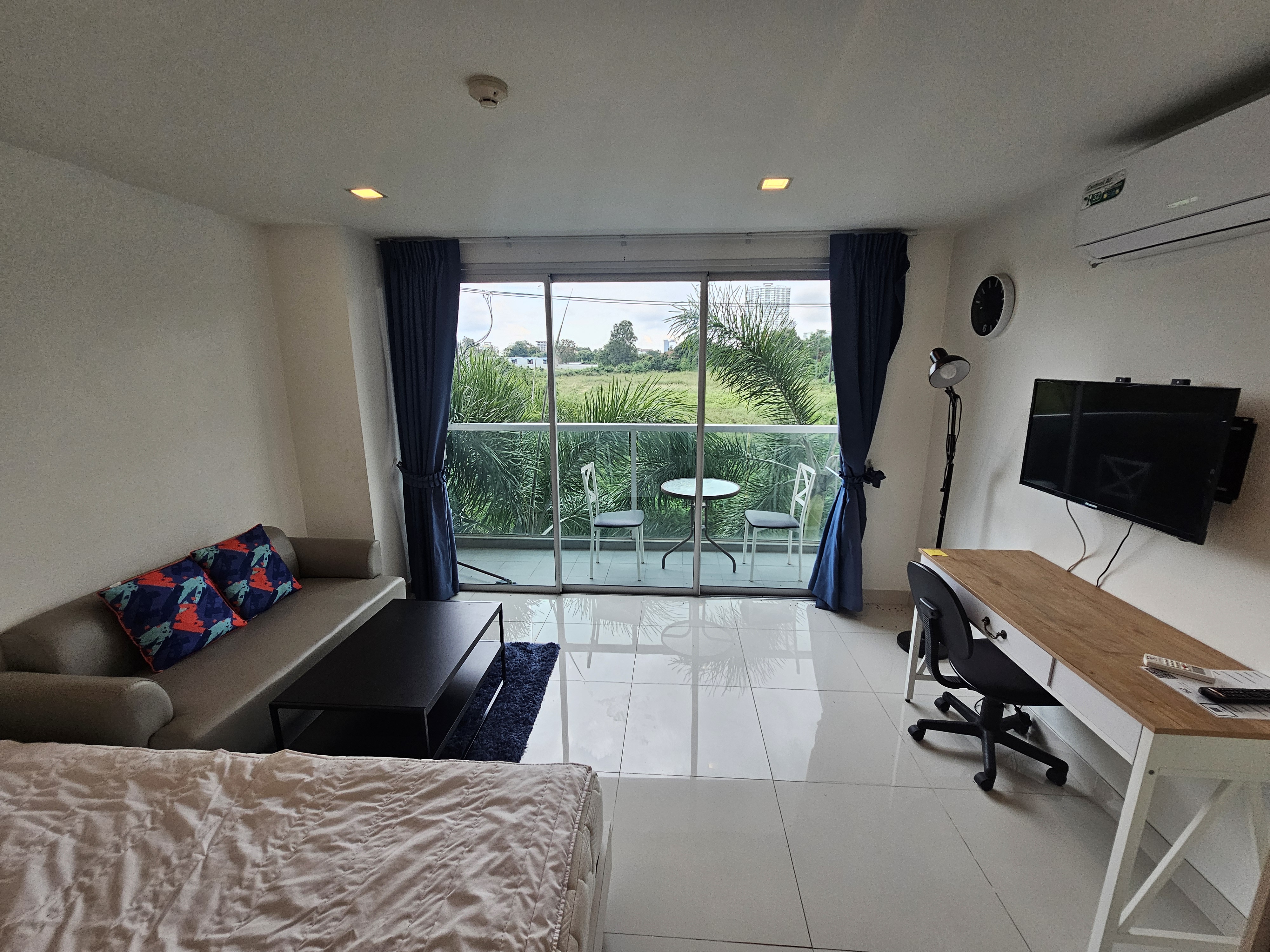 Album 1315185061